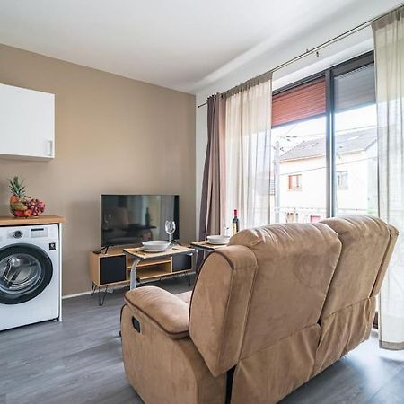 Le Lotus - Self Checkin - 20Min From Paris - Free Parking Around Apartment Drancy Bagian luar foto